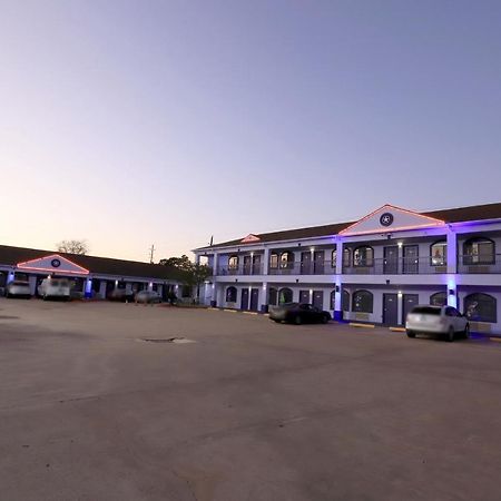 Scottish Inn And Suites Houston-Jones Road Louetta ภายนอก รูปภาพ