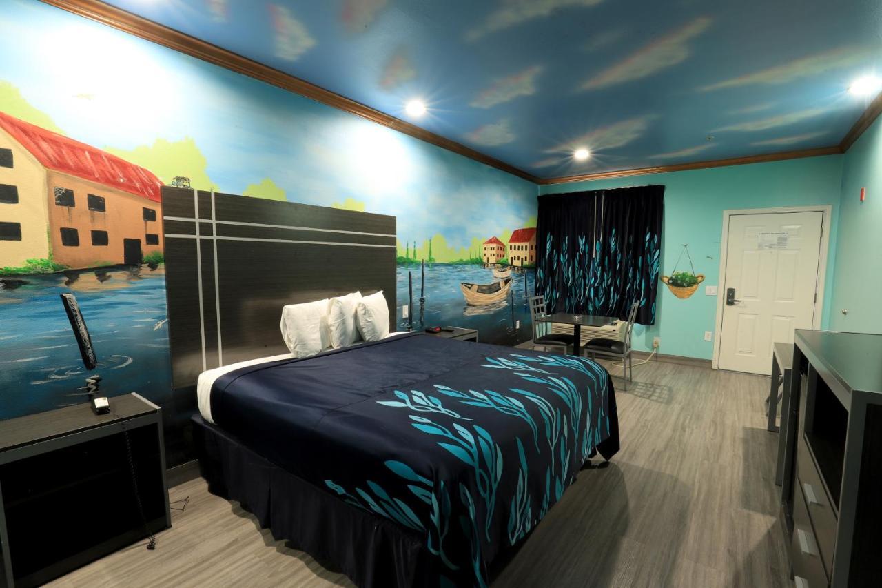 Scottish Inn And Suites Houston-Jones Road Louetta ภายนอก รูปภาพ