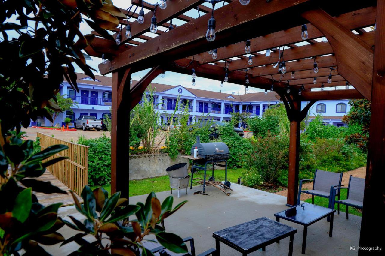 Scottish Inn And Suites Houston-Jones Road Louetta ภายนอก รูปภาพ
