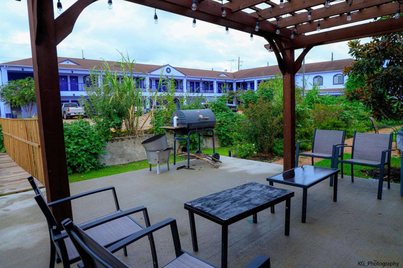 Scottish Inn And Suites Houston-Jones Road Louetta ภายนอก รูปภาพ